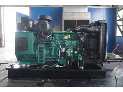 沃尔沃100KW柴油发电机组图1