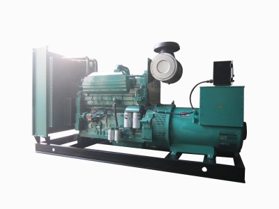 进口康明斯动力配套150KW柴油发电机组价格图2
