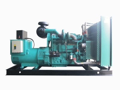 进口康明斯动力配套150KW柴油发电机组价格图3