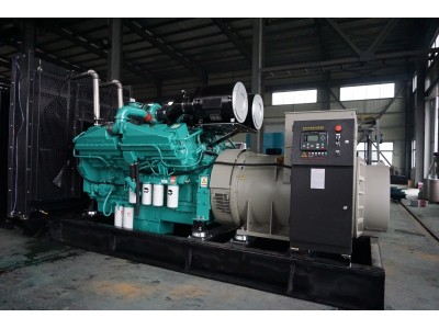 进口康明斯动力配套1120KW柴油发电机组价格图2
